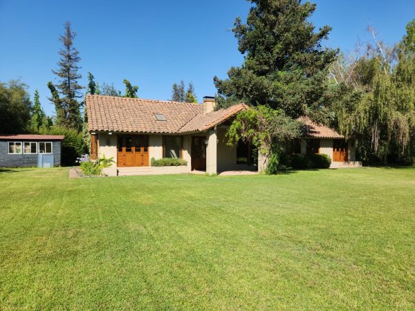 Casa Estilo Chileno En Condominio Buena Ubicacion Pirque $1.600.000 C 2844900854